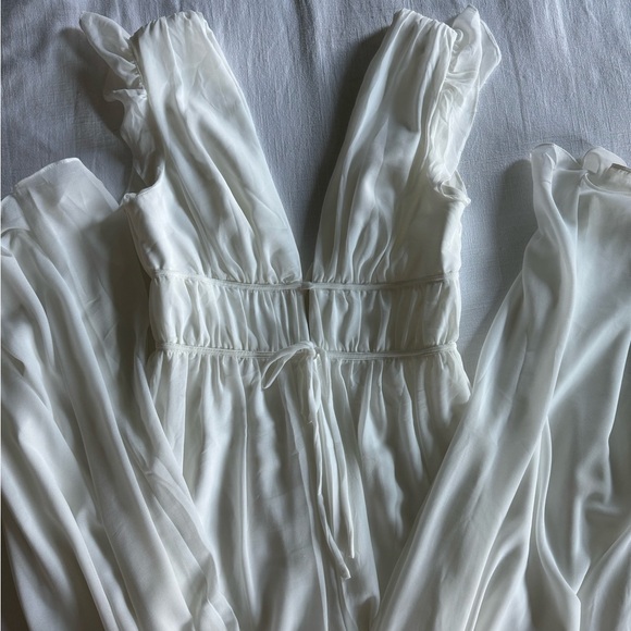Lulus white Ruffled jumpsuit - Picture 3 of 4